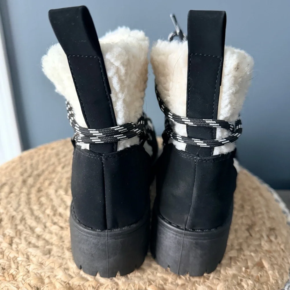 Journee Collection Black and Cream Block Heel Winter Boots